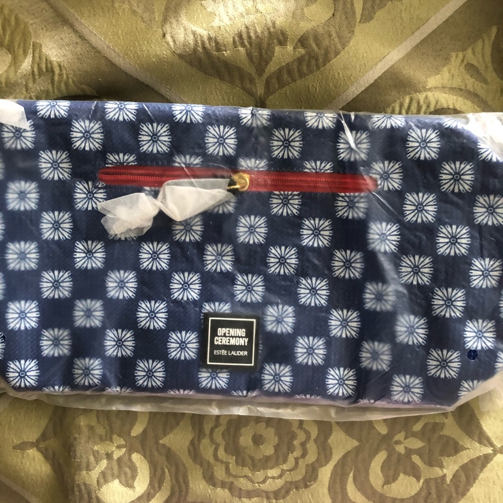 Bag - Picture 2 of 2